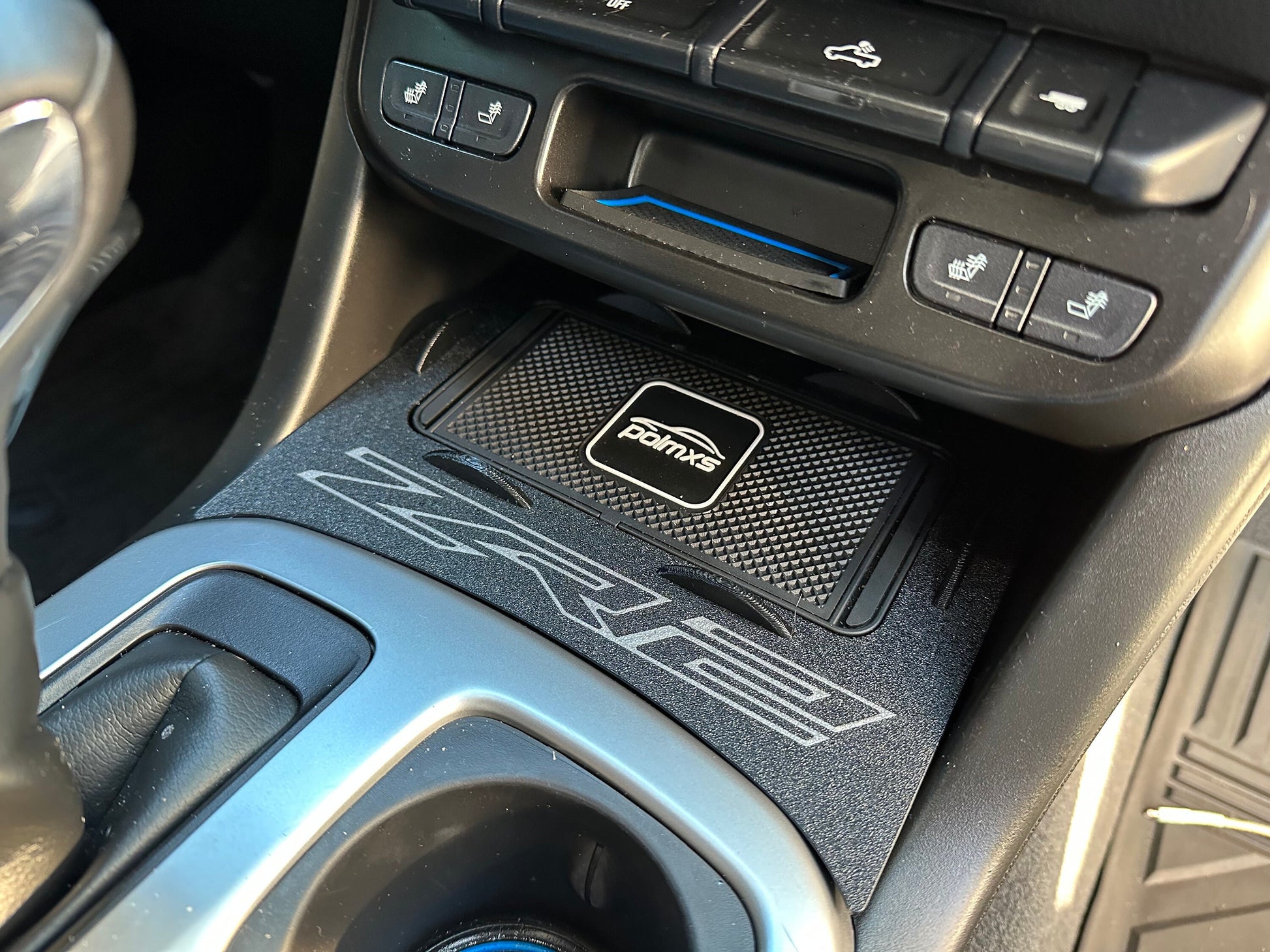 2015-2022 Colorado ZR2 wireless charger